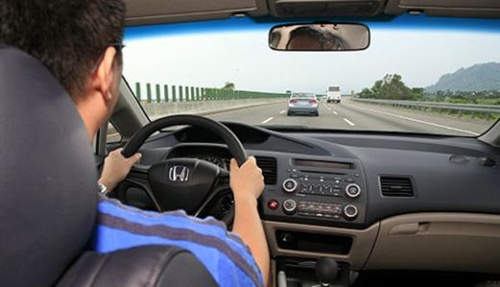 1546441283975324.jpg 西安汽車(chē)陪練,輕松上路汽車(chē)陪練,陪練,陪駕,西安輕松上路汽車(chē)陪練公司